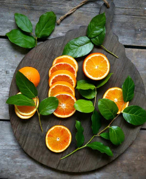 A new study has shown that people who regularly eat oranges are less likely to develop macular degeneration than people who do not eat oranges.