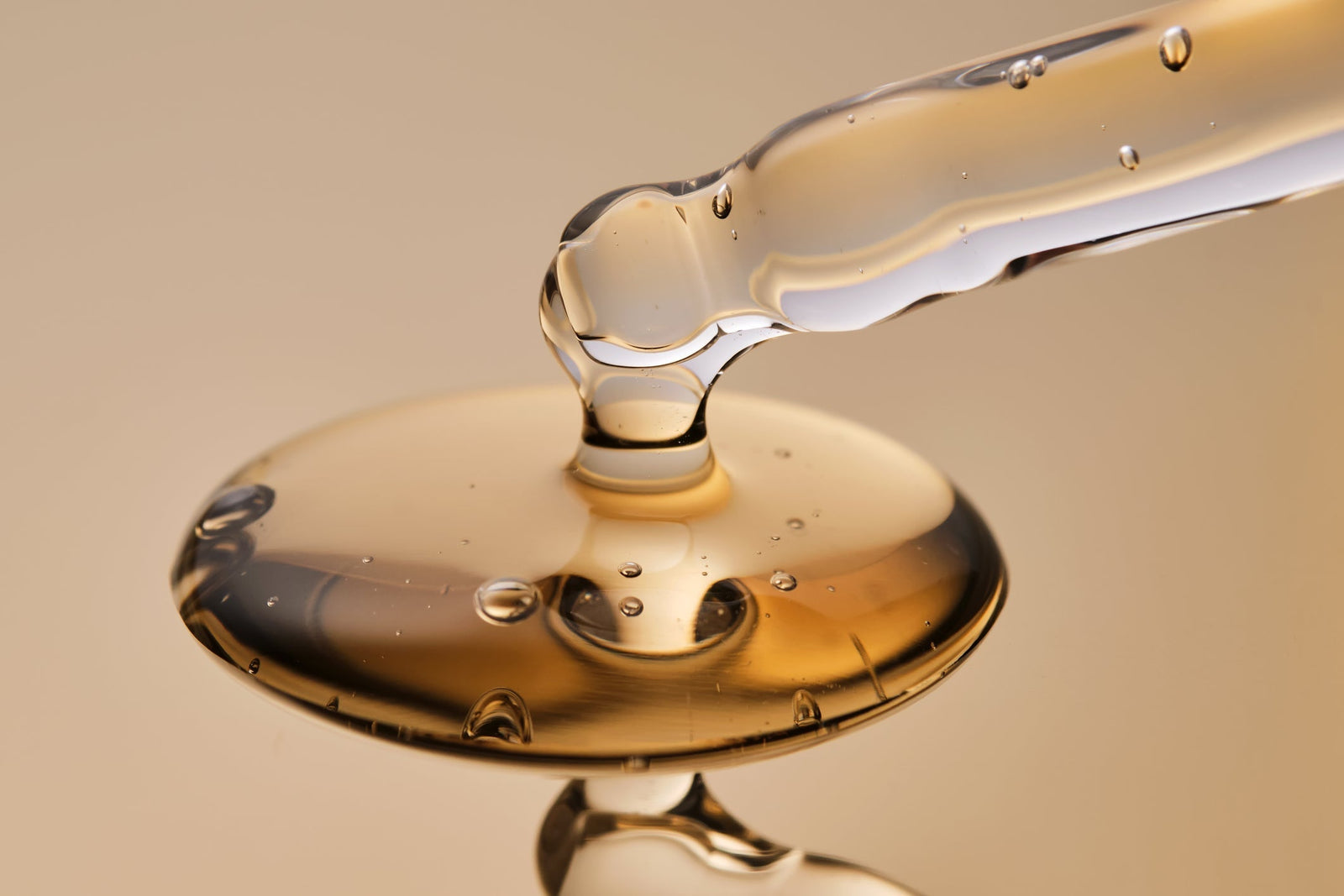 Peptides, Bioavailability & Molecular Weight Explained: How Skinade’s Hydrolysed Marine Collagen Supports Skin Health