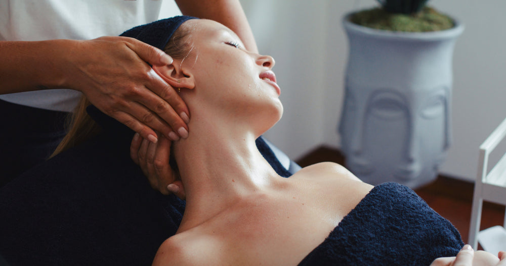 Here’s How Menopause Affects Your Skin and Hair